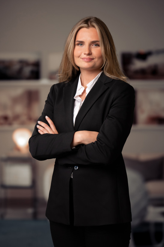 Amanda Sparring, Reg. fastighetsmäklare