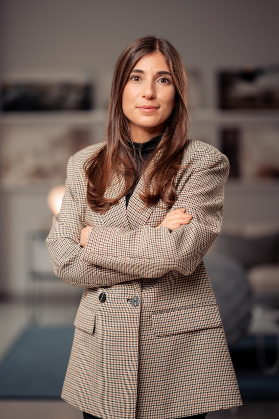 Poneh Motai, Reg. fastighetsmäklare