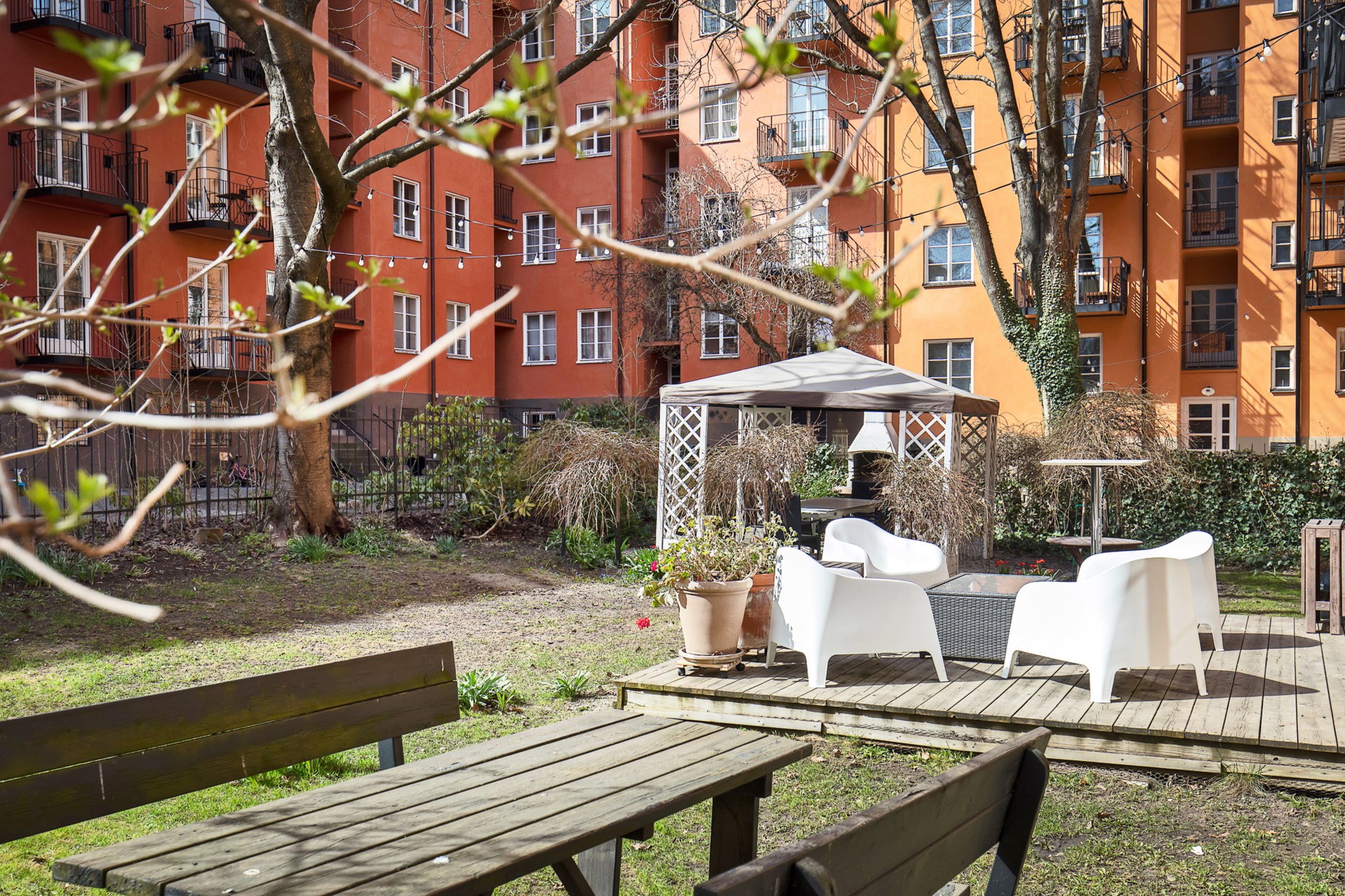 Föreningens mysiga innergård Lindhagensgatan 55, 4tr
