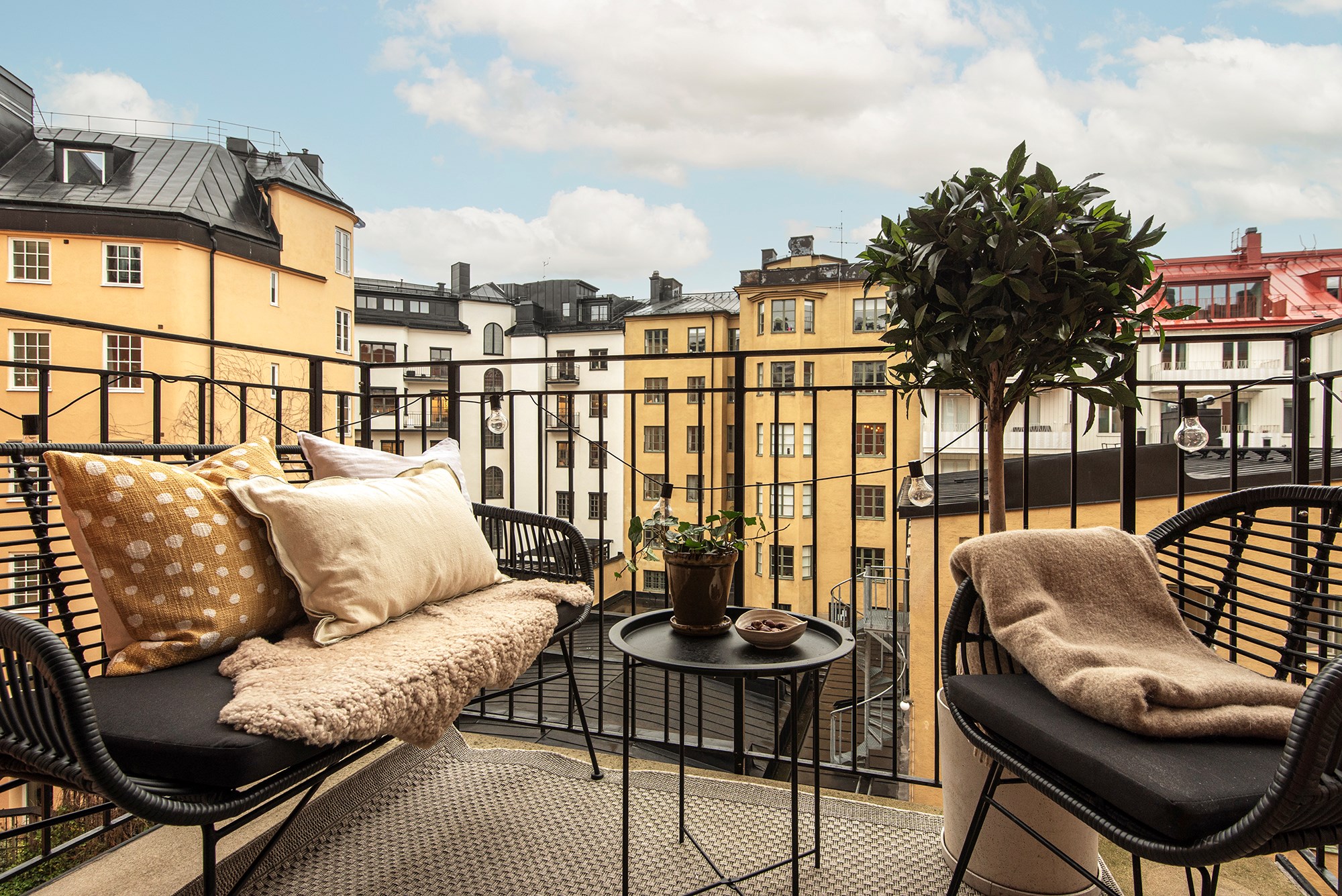 Balkong i soligt sydväst läge Fryxellsgatan 1B, 3 tr