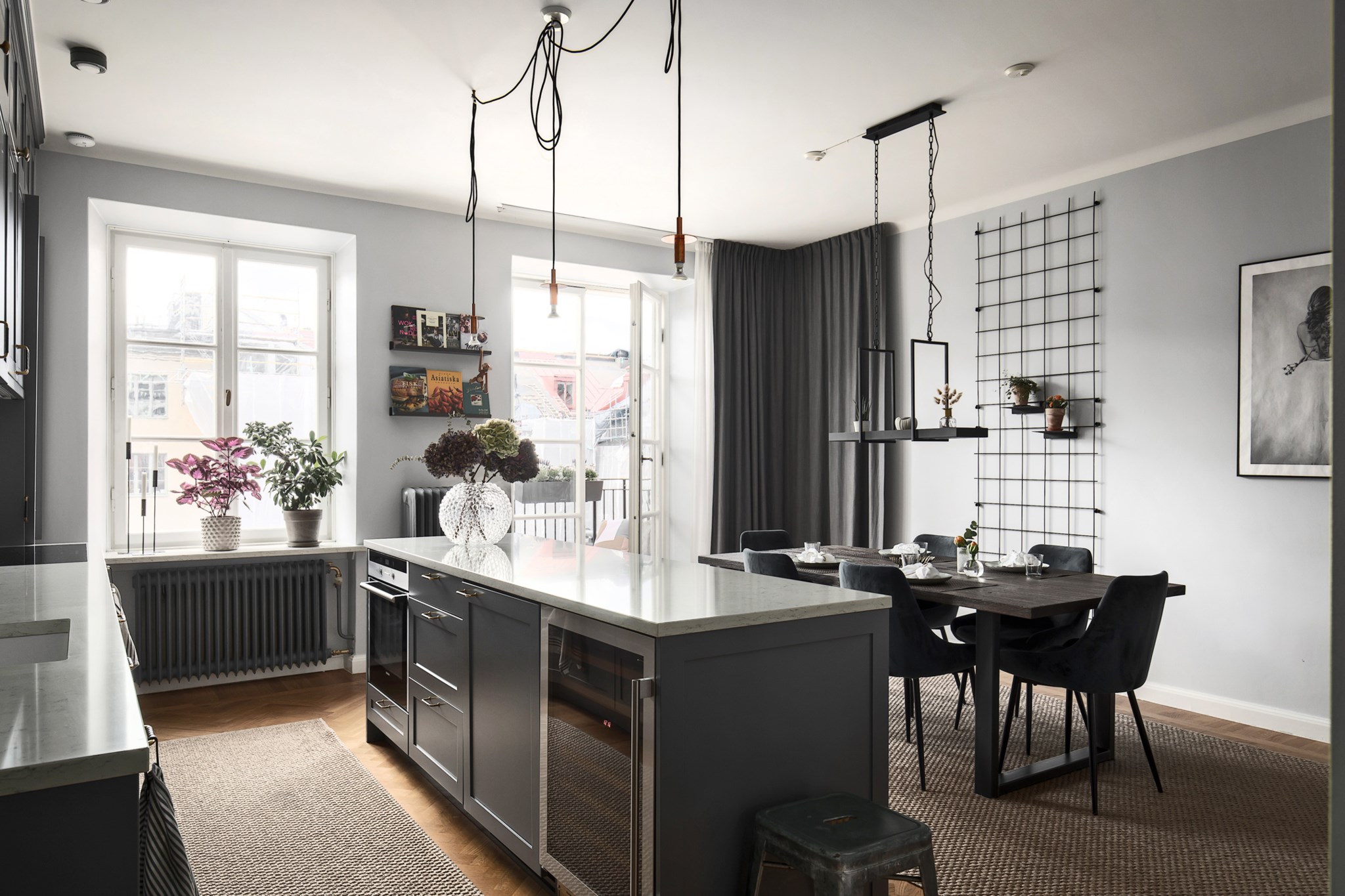 Generös matplats med utgång till balkong Fryxellsgatan 1B, 4 tr