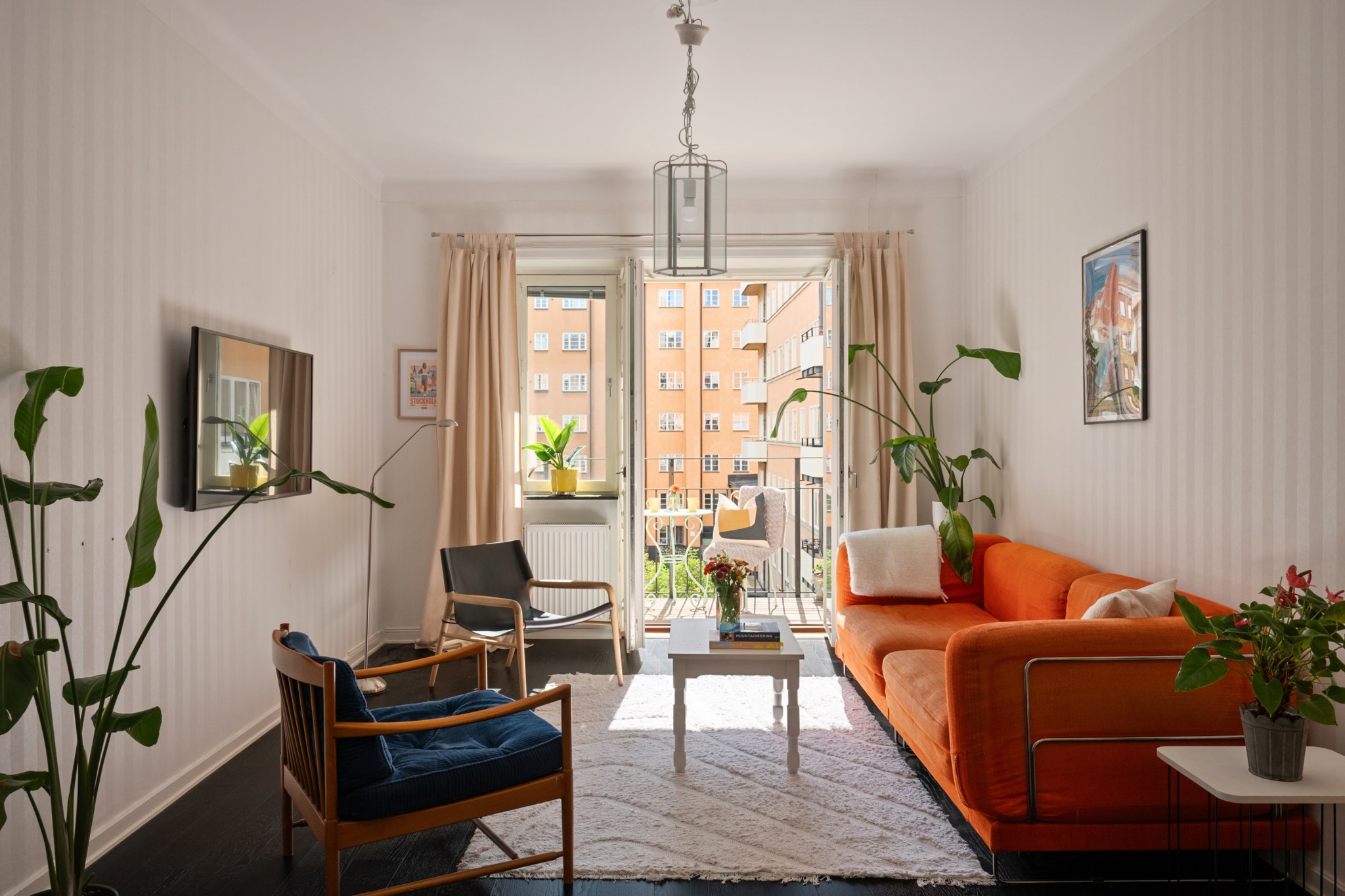 Sällskapsrum med balkong Strindbergsgatan 44