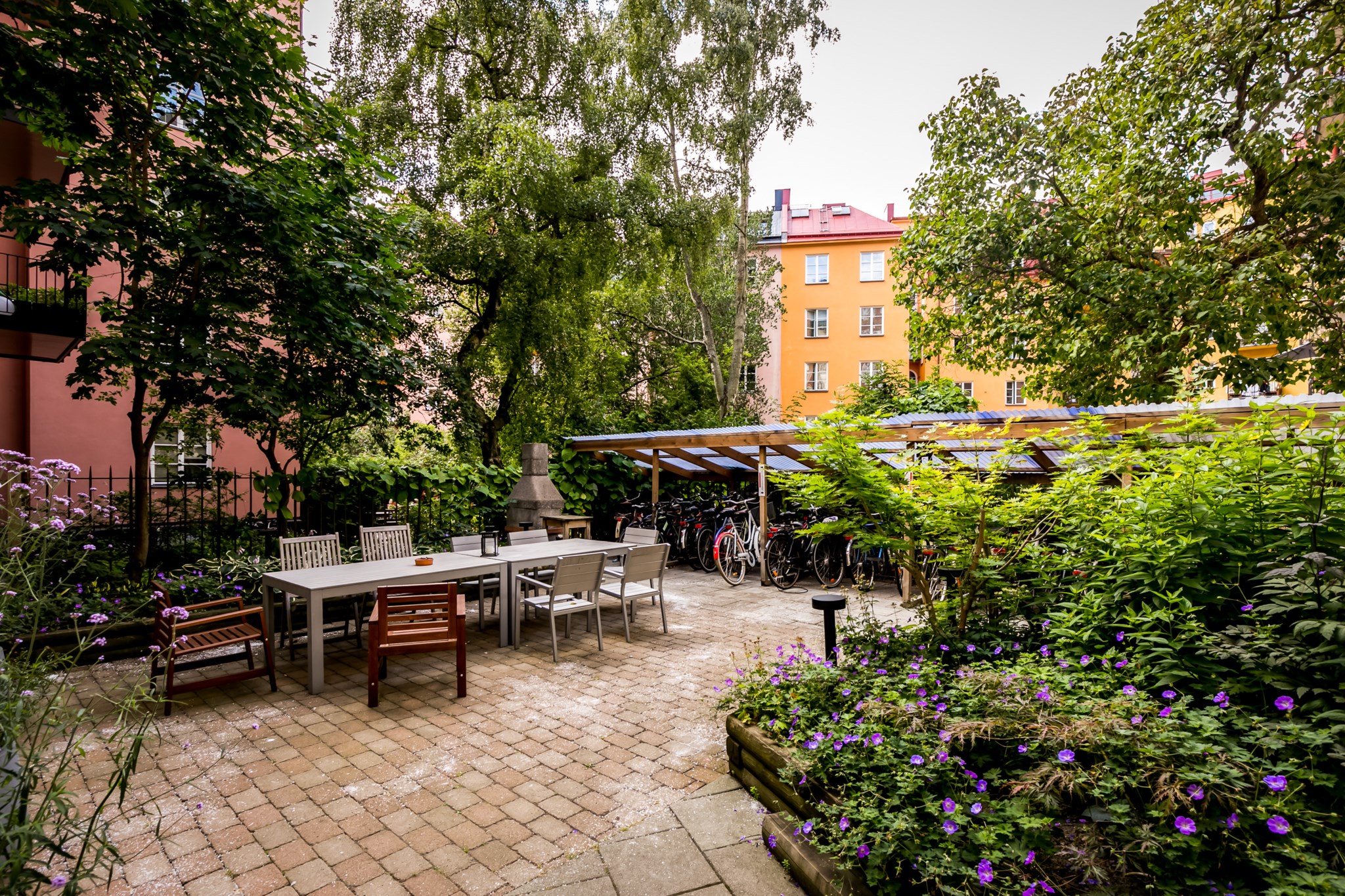 Innergård sommar Drejargatan 7