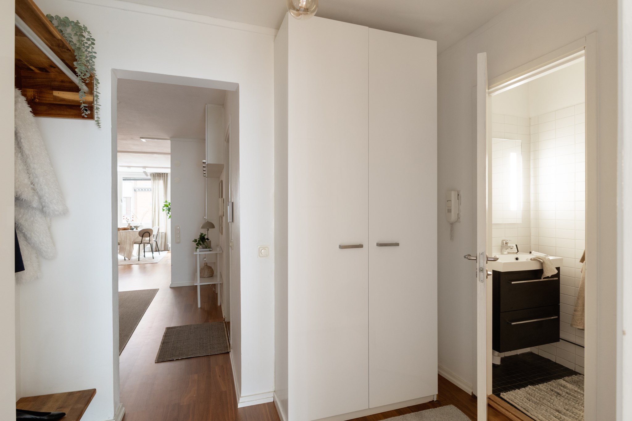 Separat entré och bra förvaring Linnégatan 25A, 2 tr