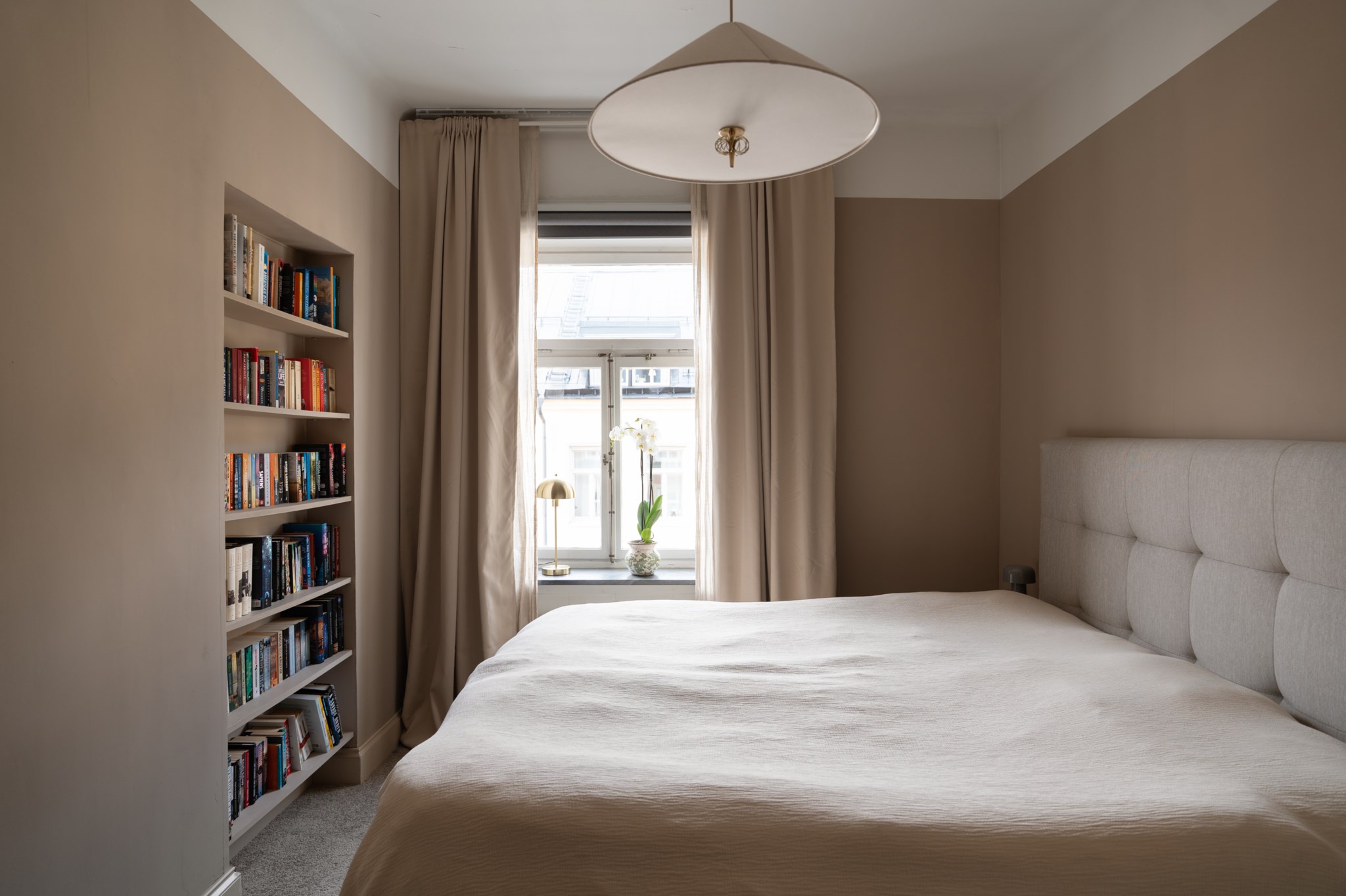 Master Bedroom Surbrunnsgatan 3, 4/4 tr
