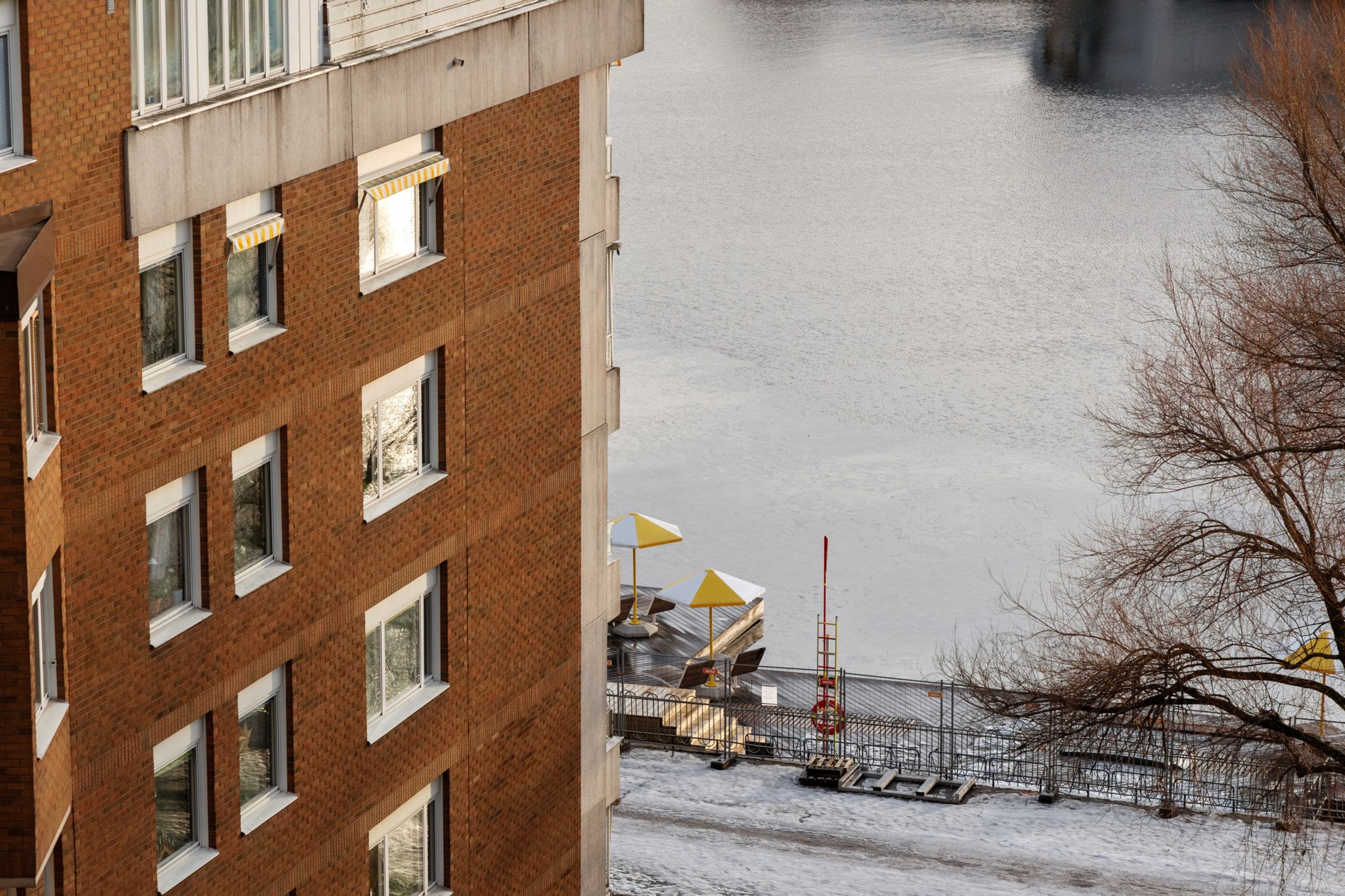 ”Badrocksavstånd” till flera trevliga badplatser Reimersholmsgatan 37, 5 tr