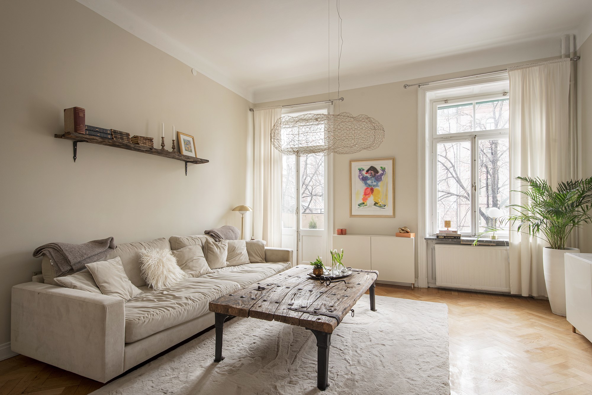 Sällskapsrum med flödande södersol Karlavägen 73, 2 tr