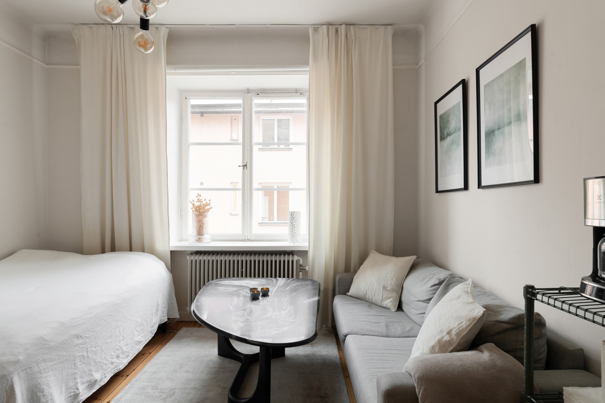 Flödande ljus Birger Jarlsgatan 104N, 3 tr