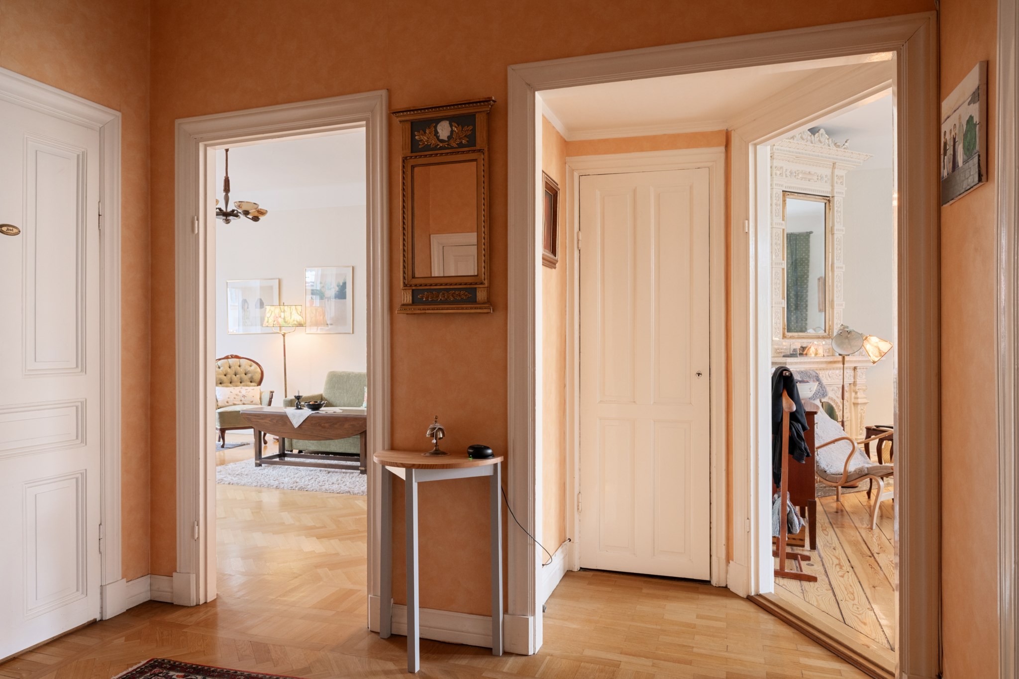 Möblerbar hall Surbrunnsgatan 7, 3 tr