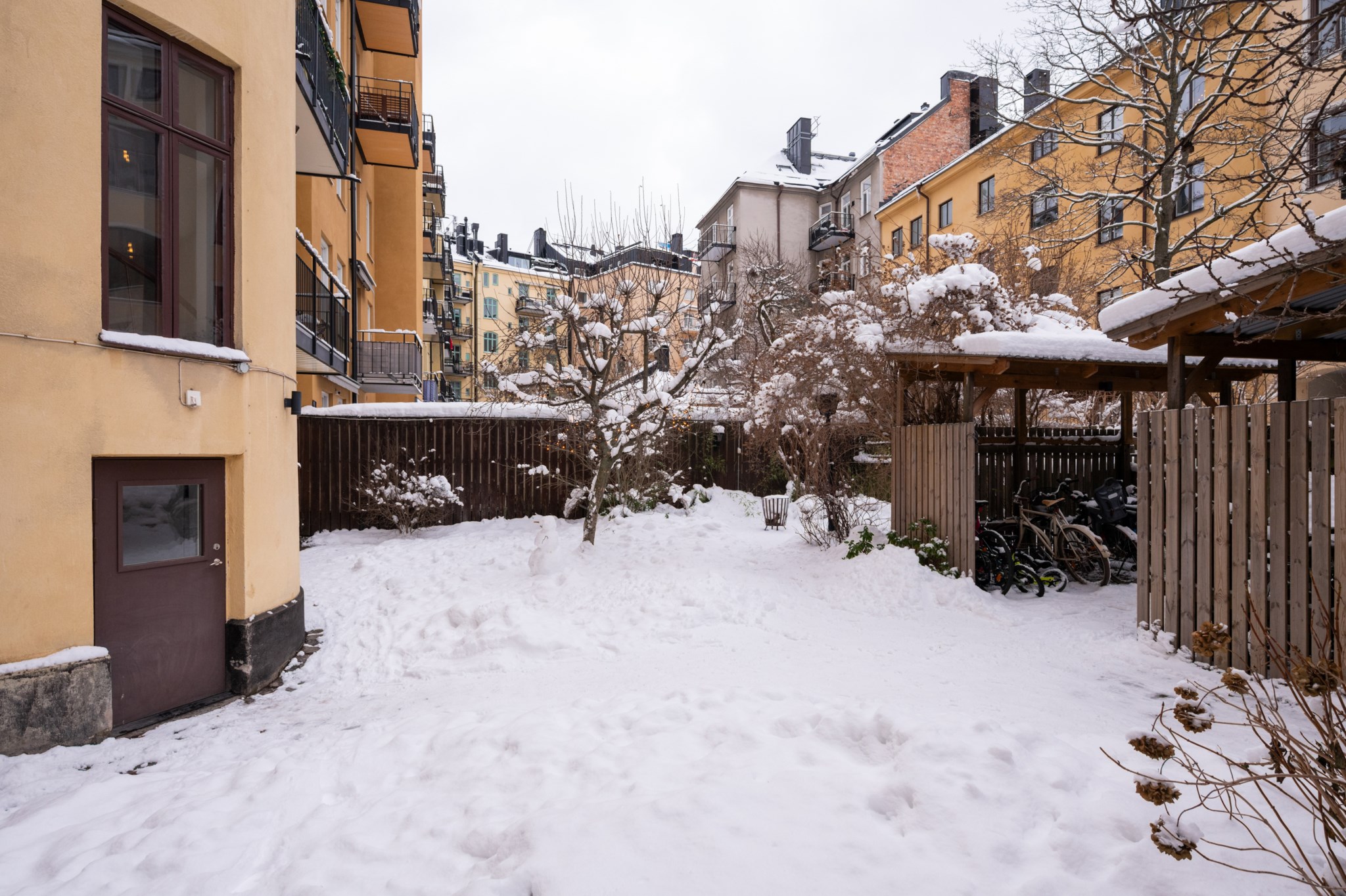 Föreningens innergård Surbrunnsgatan 7, 3 tr