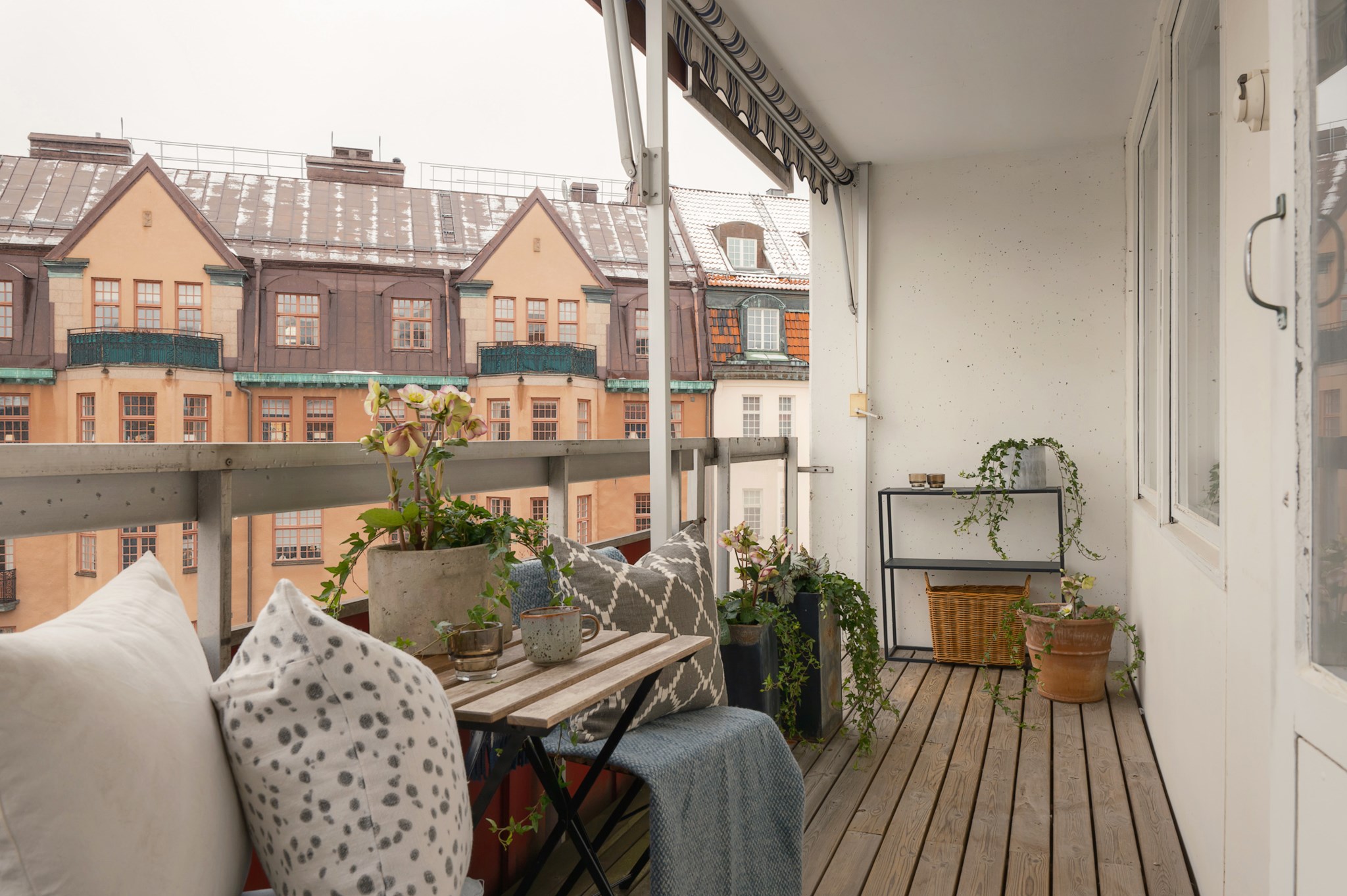 Stor härlig balkong Karlaplan 15B, 4 tr