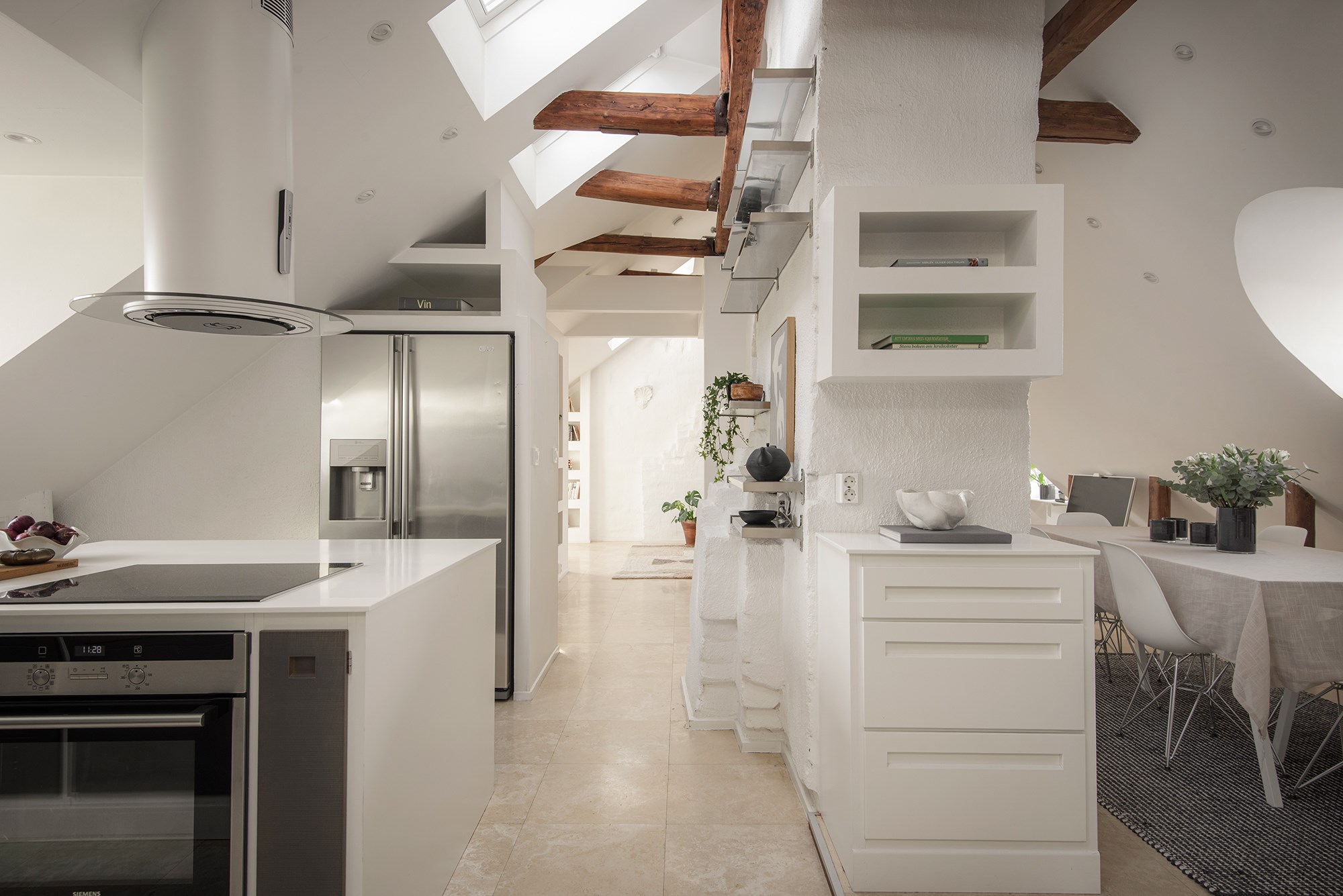  Sibyllegatan 14, vindsvåning