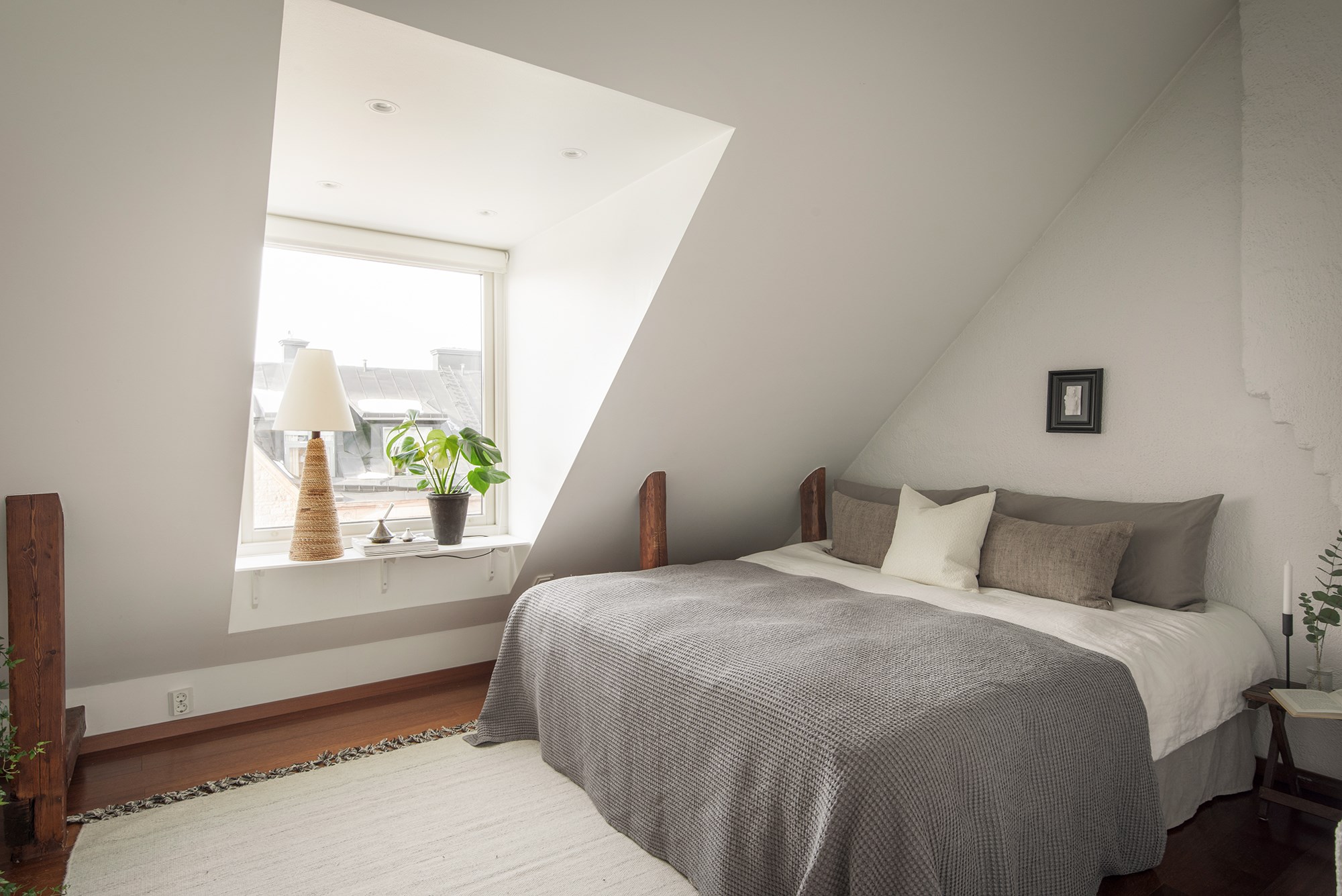  Sibyllegatan 14, vindsvåning