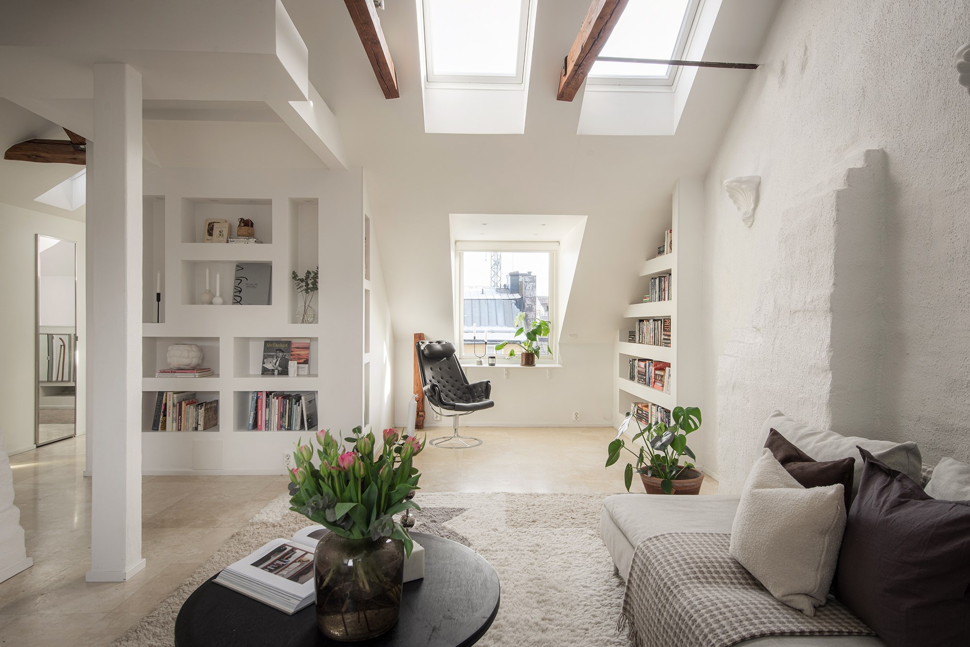  Sibyllegatan 14, vindsvåning