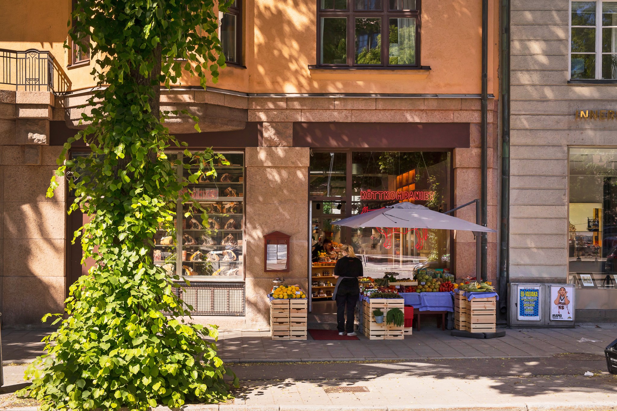 Köttbutiken en kort promenad från porten Markvardsgatan 6A