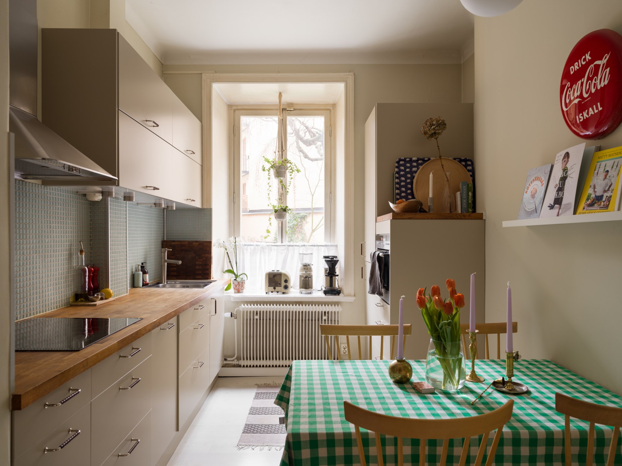 Kök med matplats Surbrunnsgatan 4