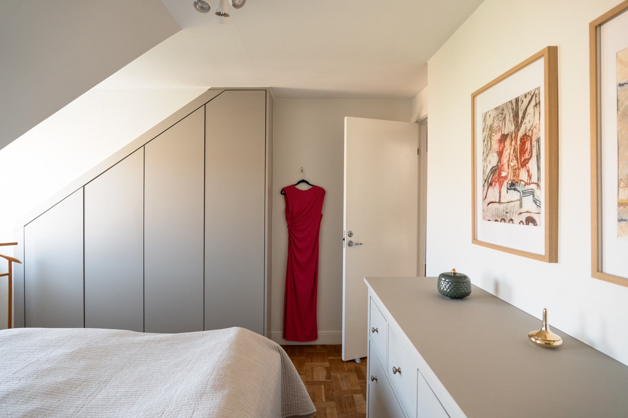 Master bedroom - God förvaring Valhallavägen 38, vån 5/5