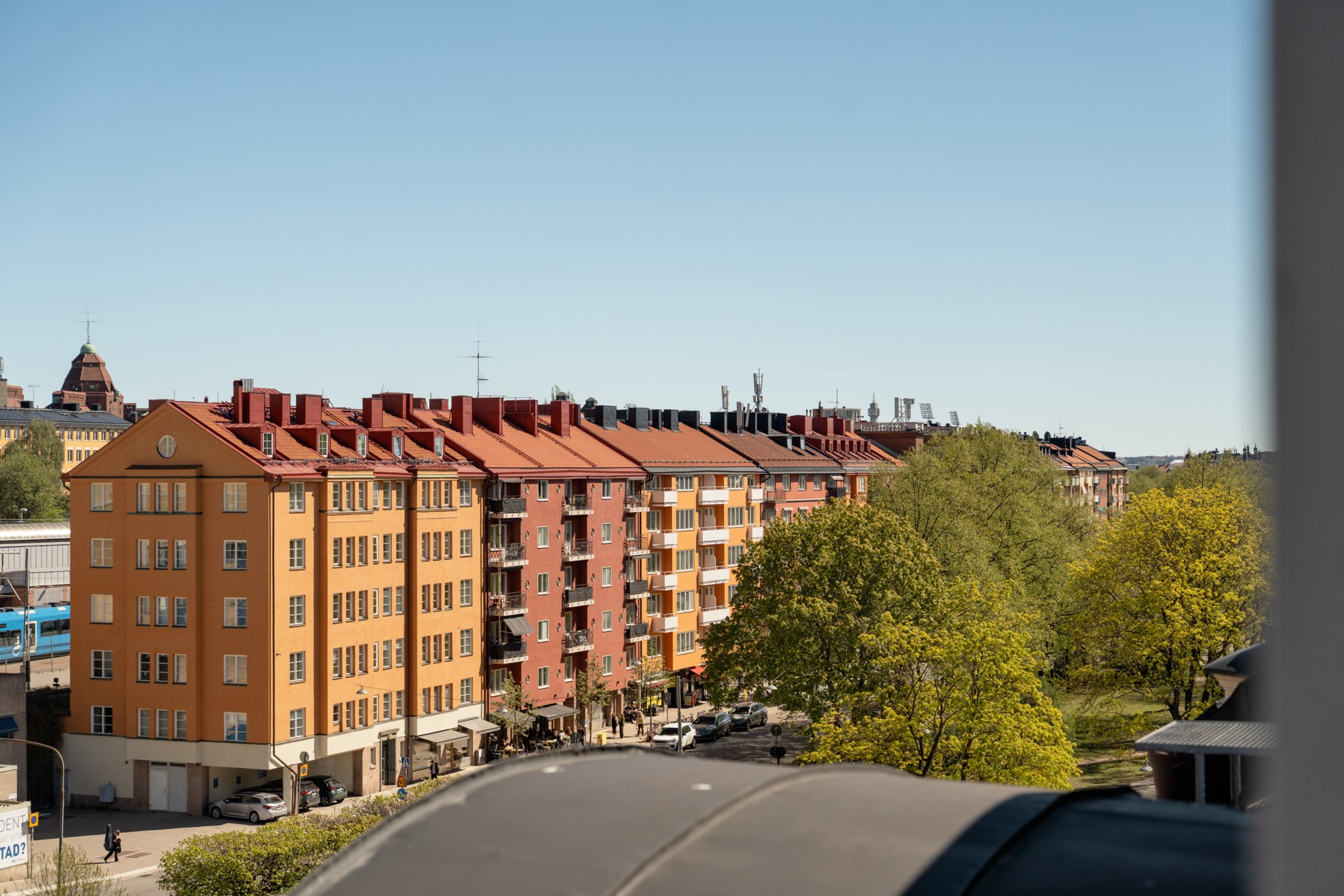 Utsikt från master bedroom Valhallavägen 38, vån 5/5
