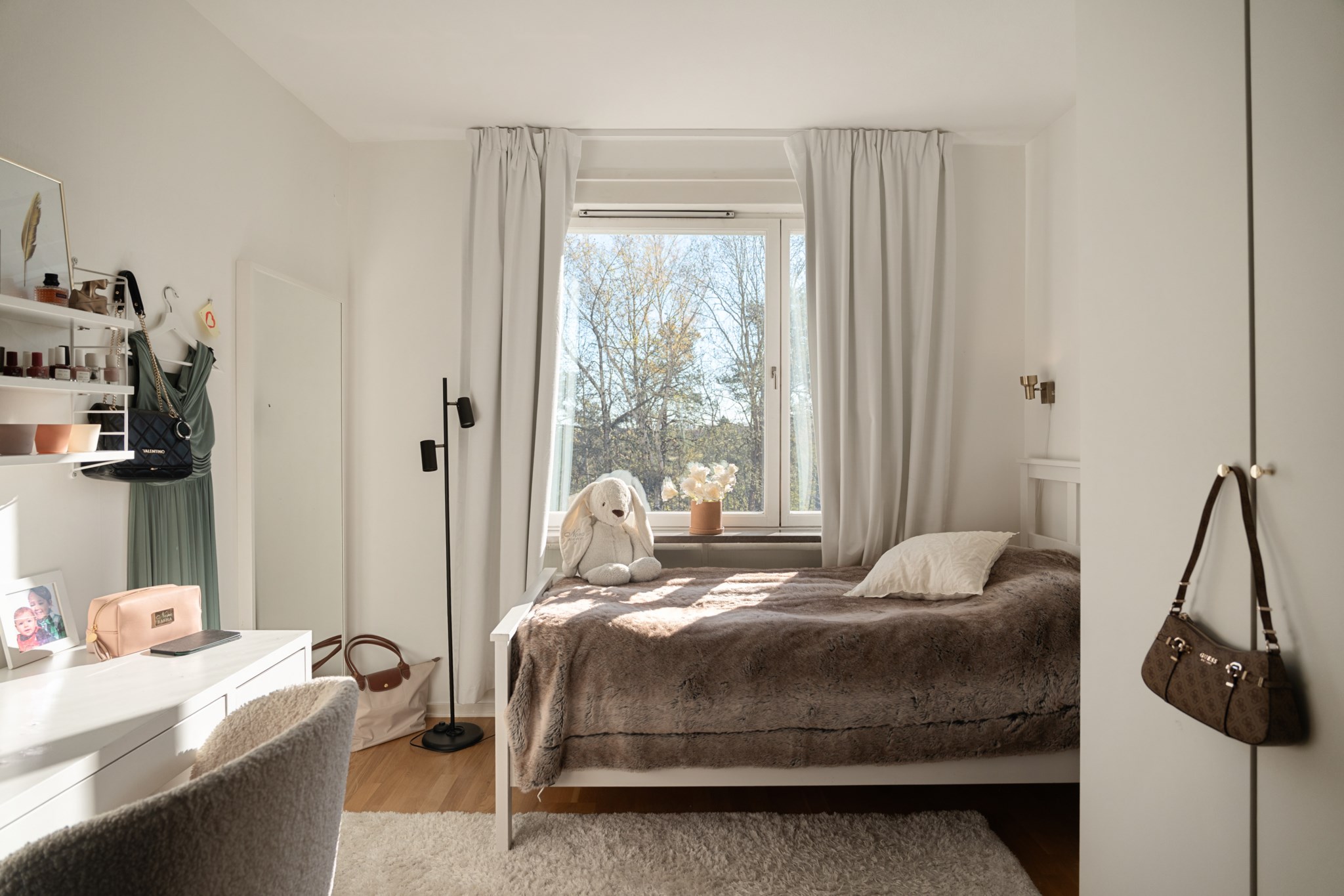 Rymligt sovrum Kevingeringen 25