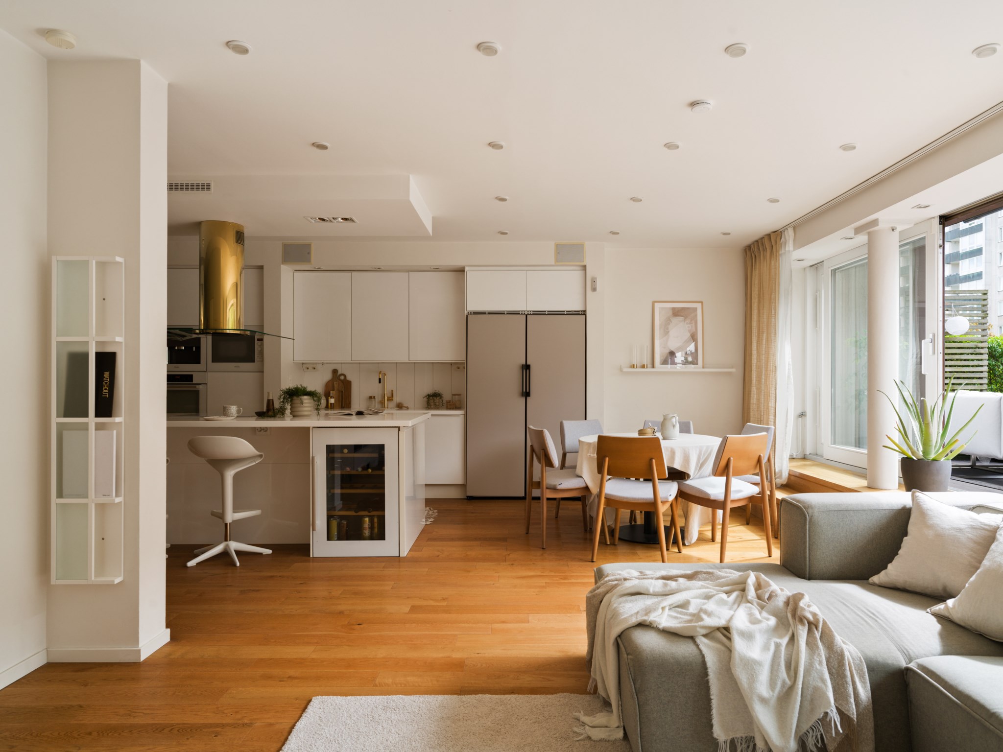 Sällskapsrum i öppen anslutning till kök Tulegatan 49, 1 tr