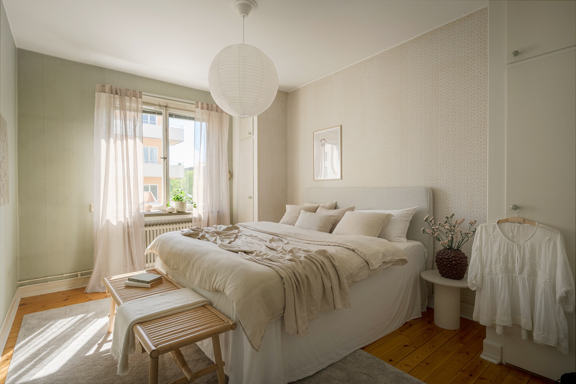 Master bedroom Erik Dahlbergsgatan 20, 3 tr