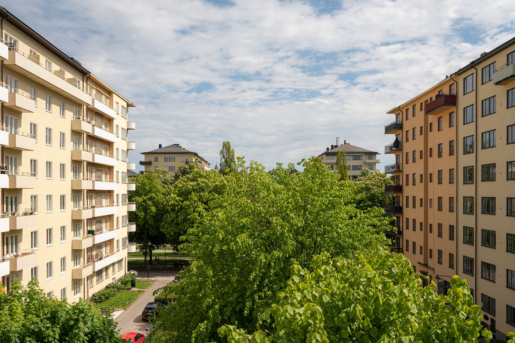 Fritt läge med vy mot Tessinparken Erik Dahlbergsgatan 20, 3 tr