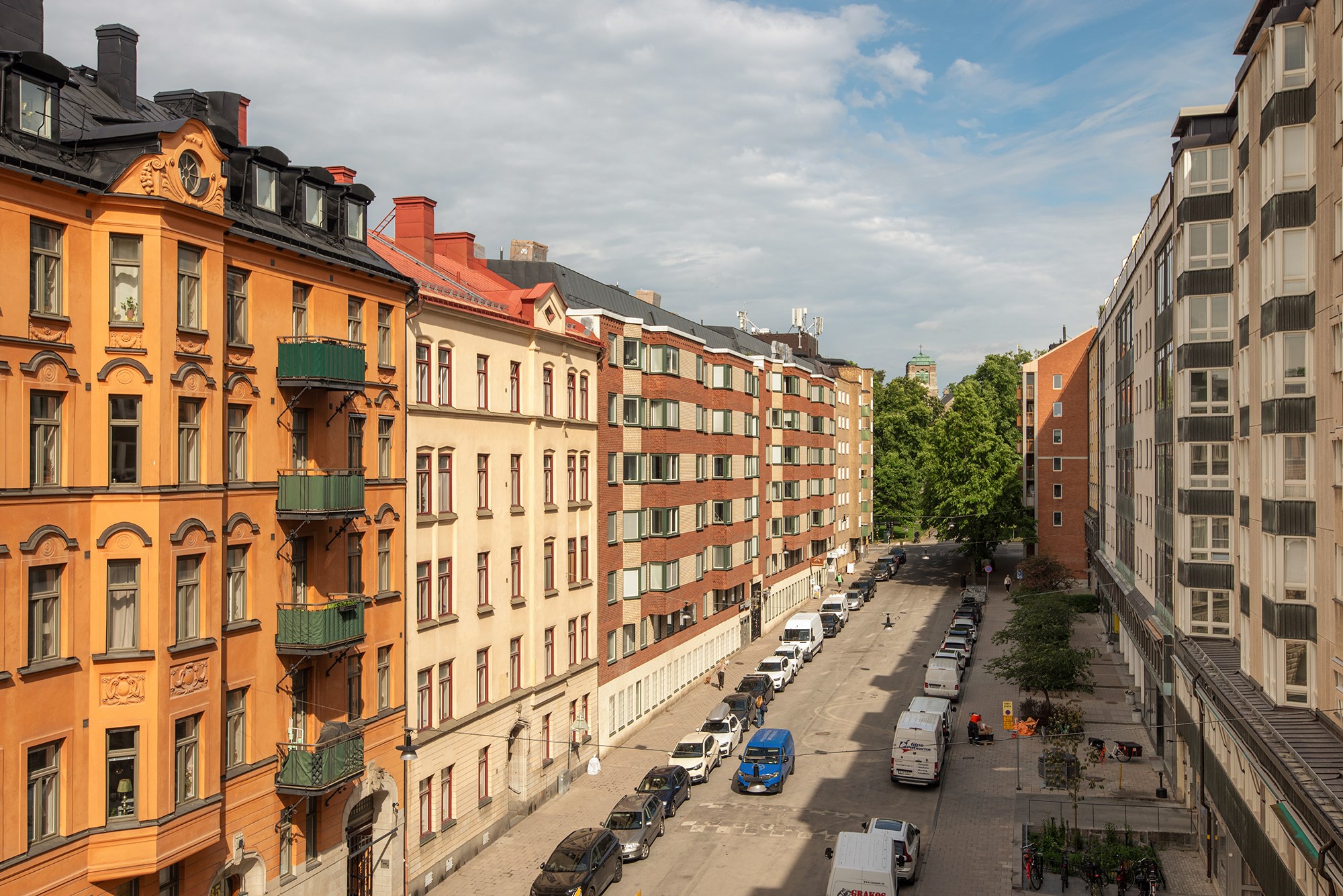 Balkong med utsikt mot Vanadislunden Döbelnsgatan 52