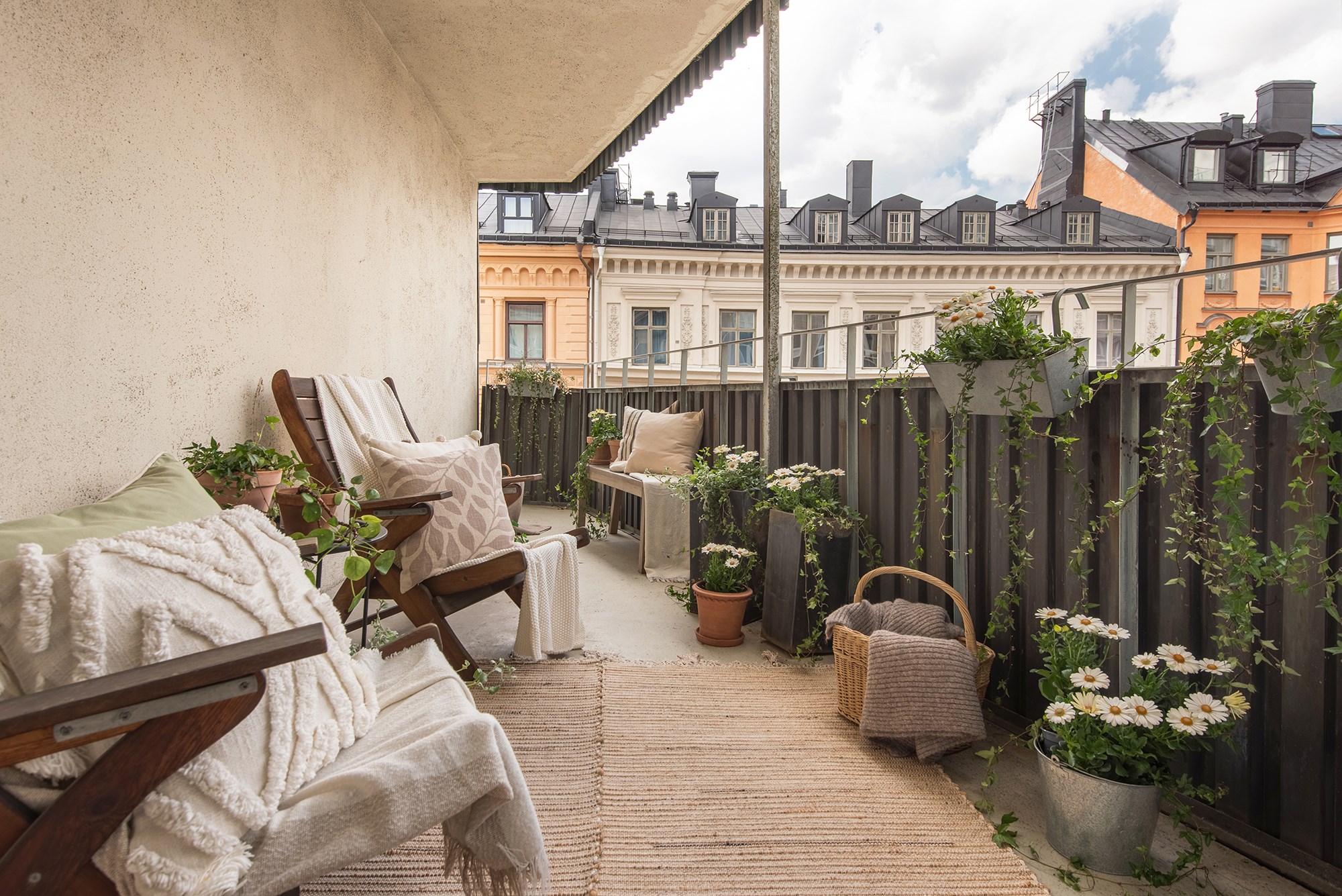 Balkong med kvällssol Döbelnsgatan 52