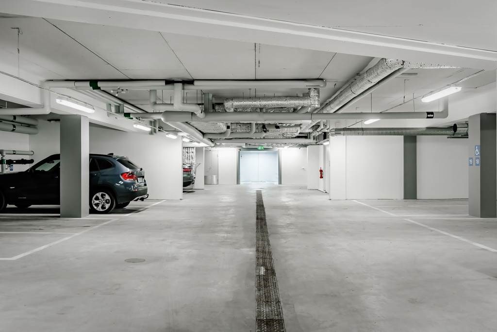 Föreningens garage Studentbacken 1