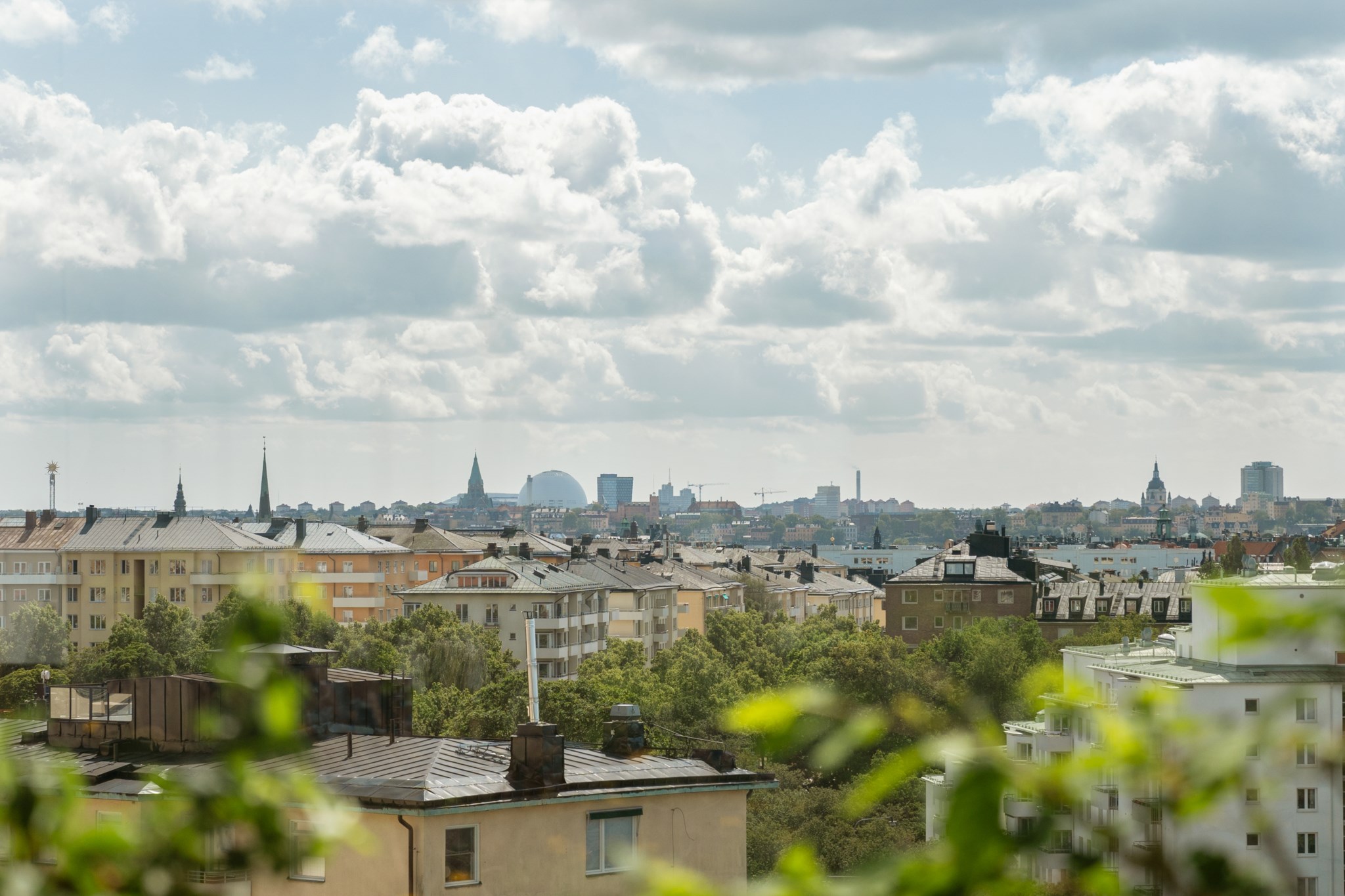Milsvid utsikt från takterrassen Studentbacken 1