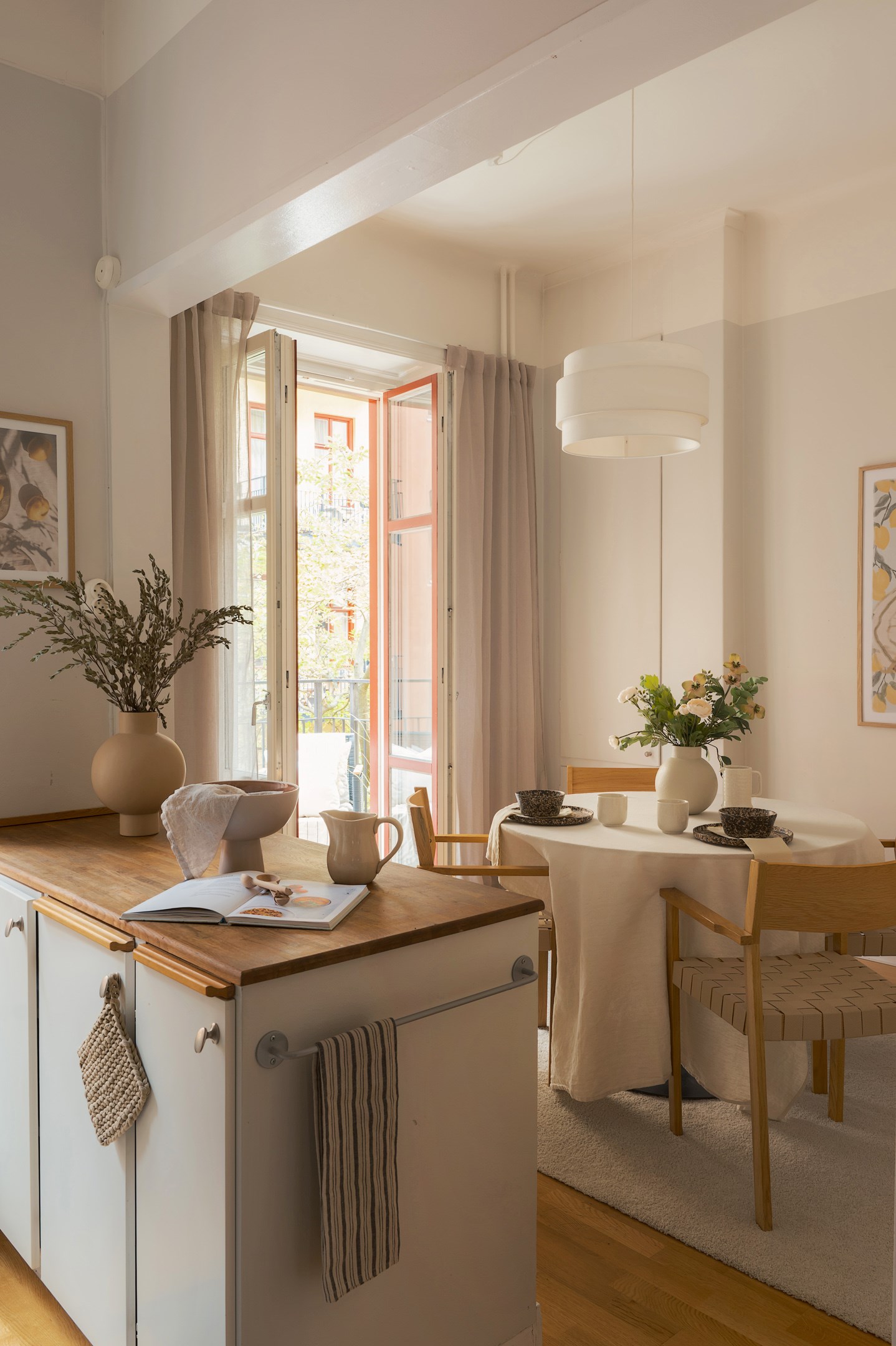 Kök med matsal som enkelt kan göras om till extra sovrum Sankt Eriksgatan 61A
