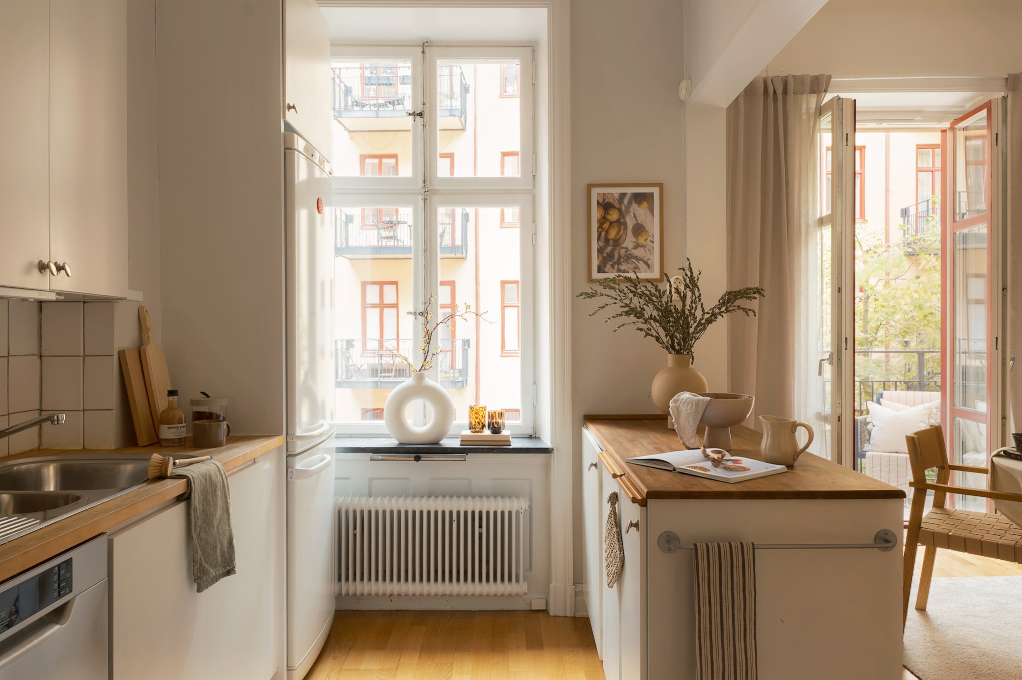Kök med fint ljusinsläpp Sankt Eriksgatan 61A